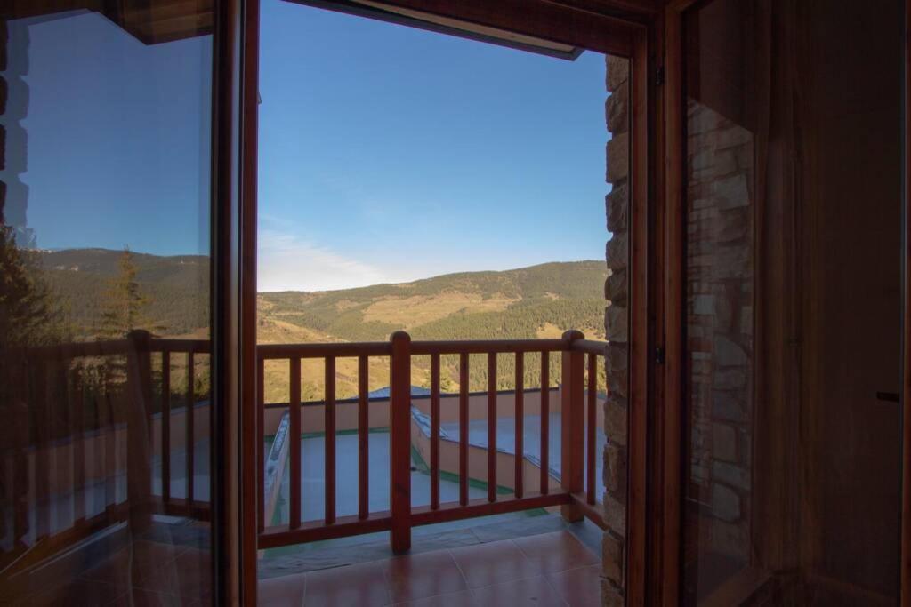 Estudio En La Molina Alp Kültér fotó